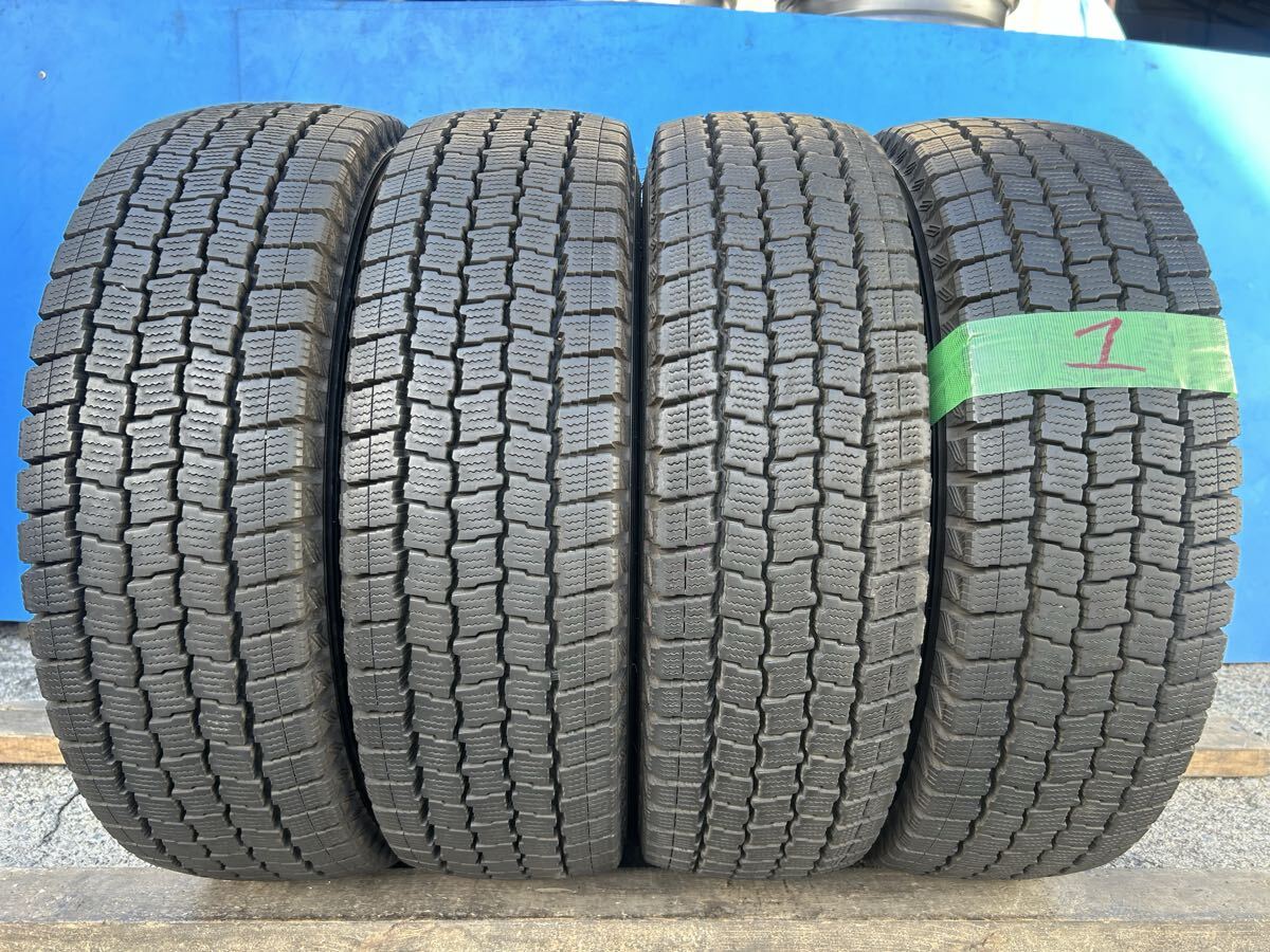 195/75R15 109/107L LT GOODYEAR ICE NAVI CARGO 4本セット　2022年製　(1d) バリバリ山_画像1