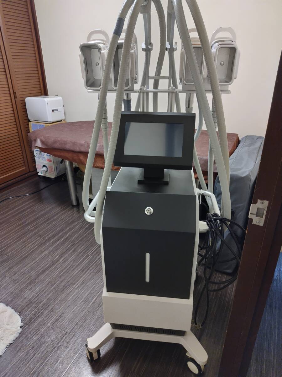 【部品取りに最適】業務用脂肪冷却/基盤故障/生産終了パーツ有り/引き取り限定_画像1