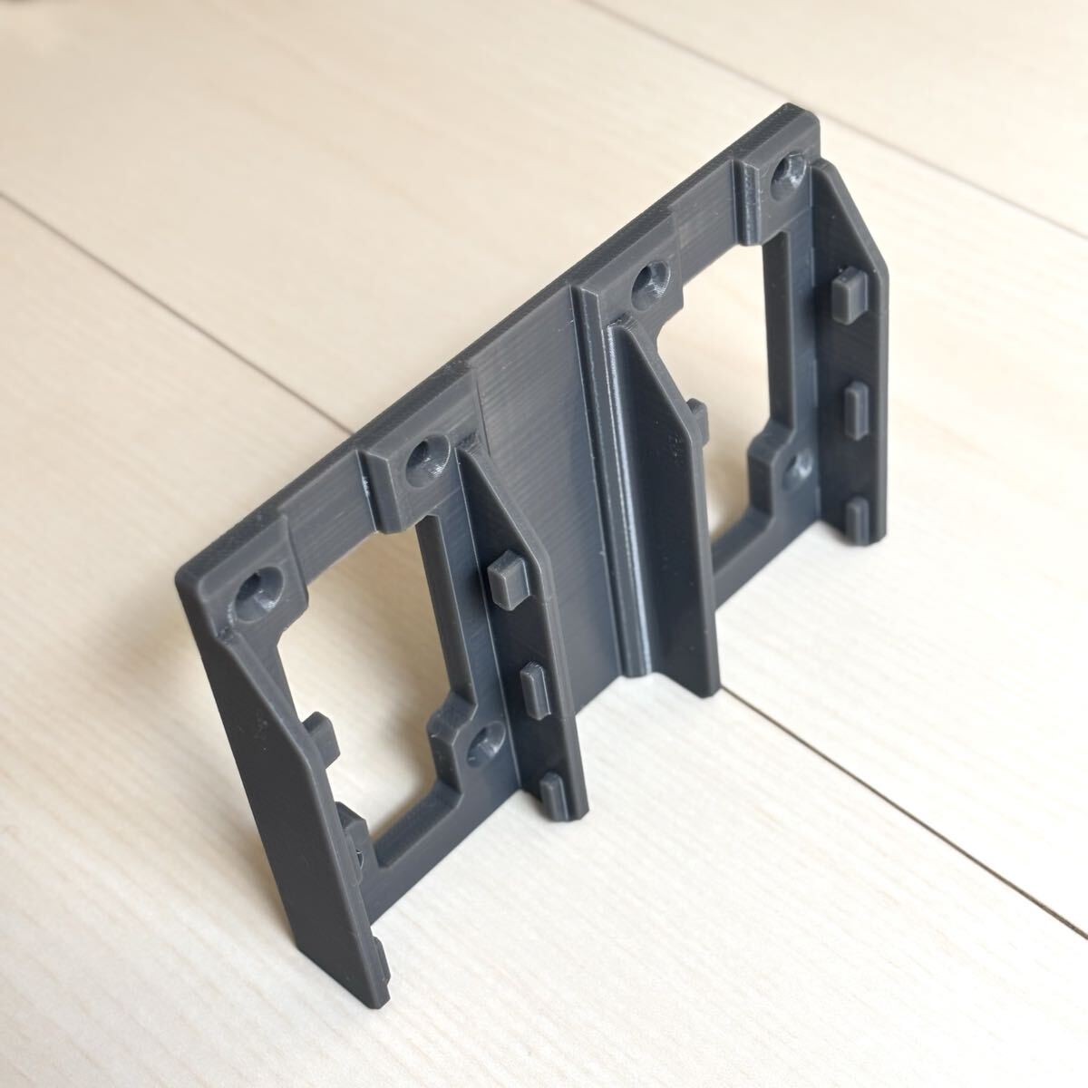 パナソニック用バッテリーホルダー(2個用) ダークグレー_画像2