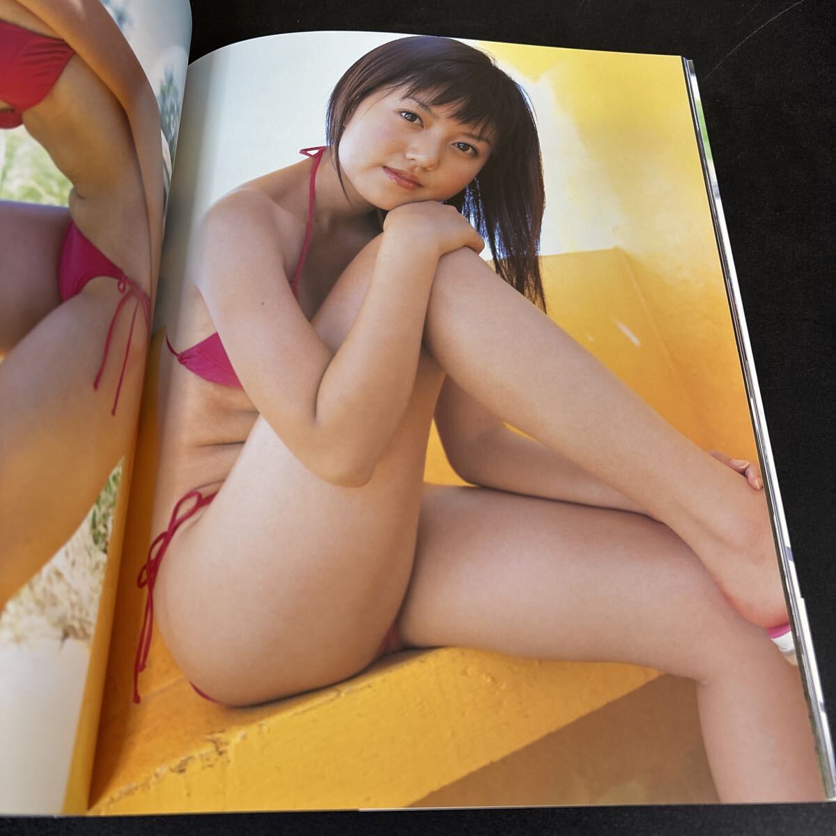 25-10-28『 広瀬麻衣　ファースト写真集　mai17's Letter』ビキニ　水着_画像2