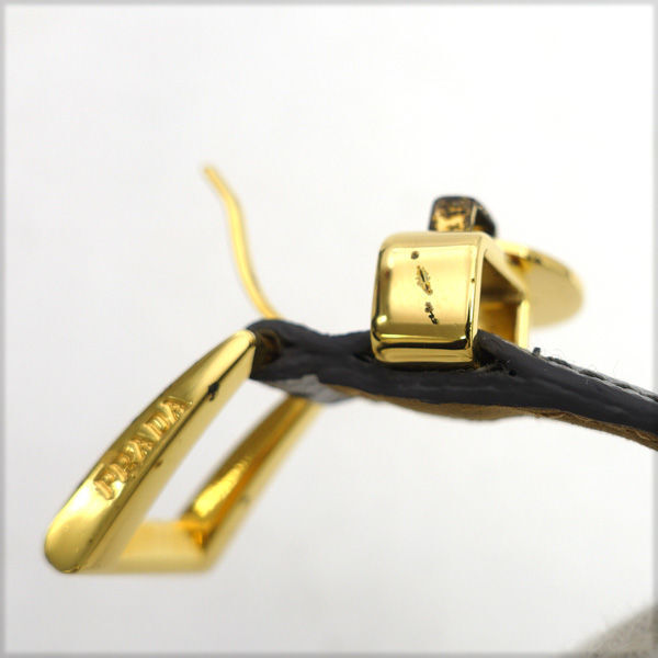 # Prada браслет кожаный ремень серебряный M с футляром 1IB030 (0990014298)