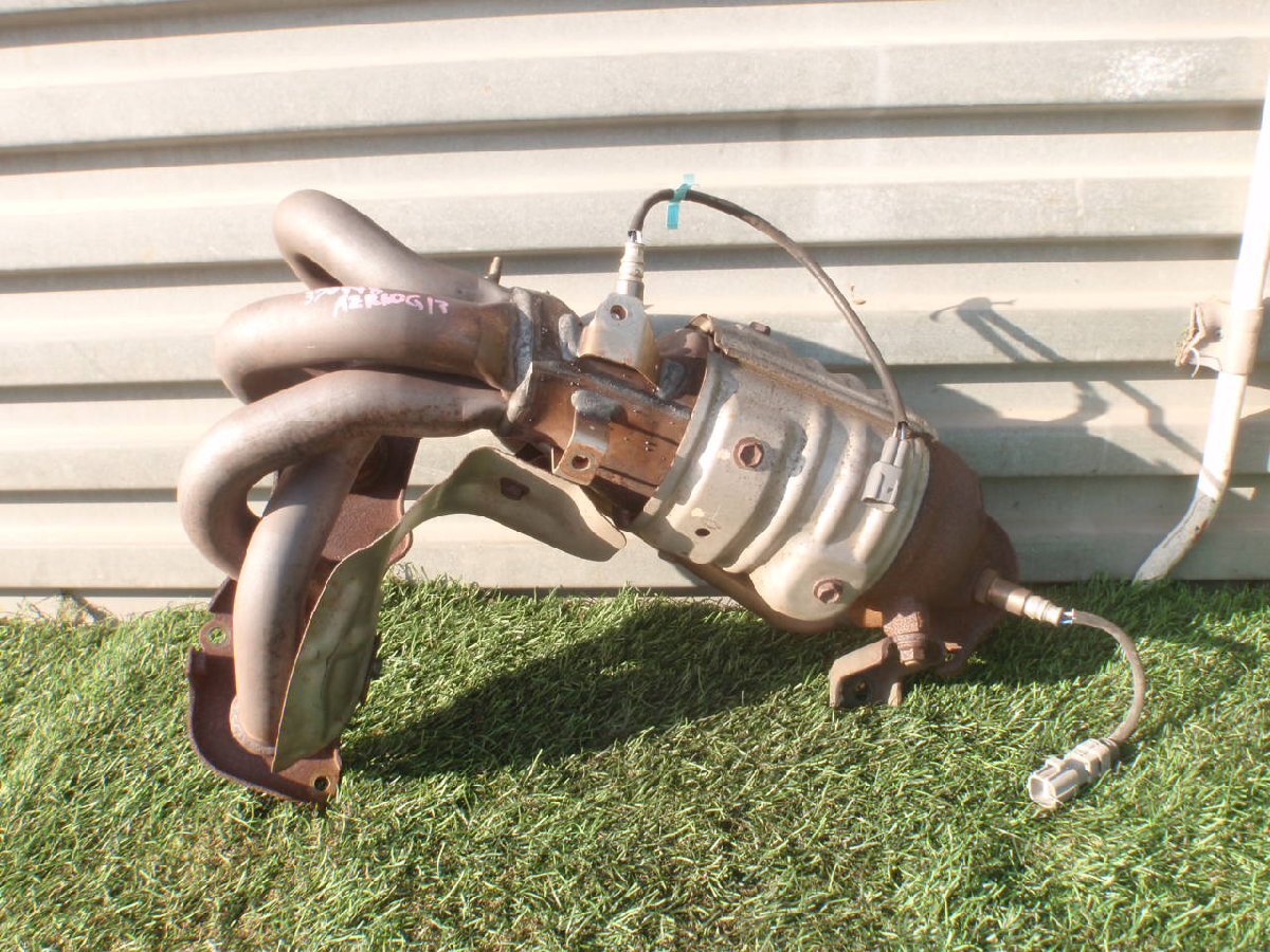 AZR60G トヨタ　ノアX　ヴォクシィ ヴォクシー 後期　ショクバイ 触媒　エキゾーストマニホールド　エキマニ　370948JJ_画像1