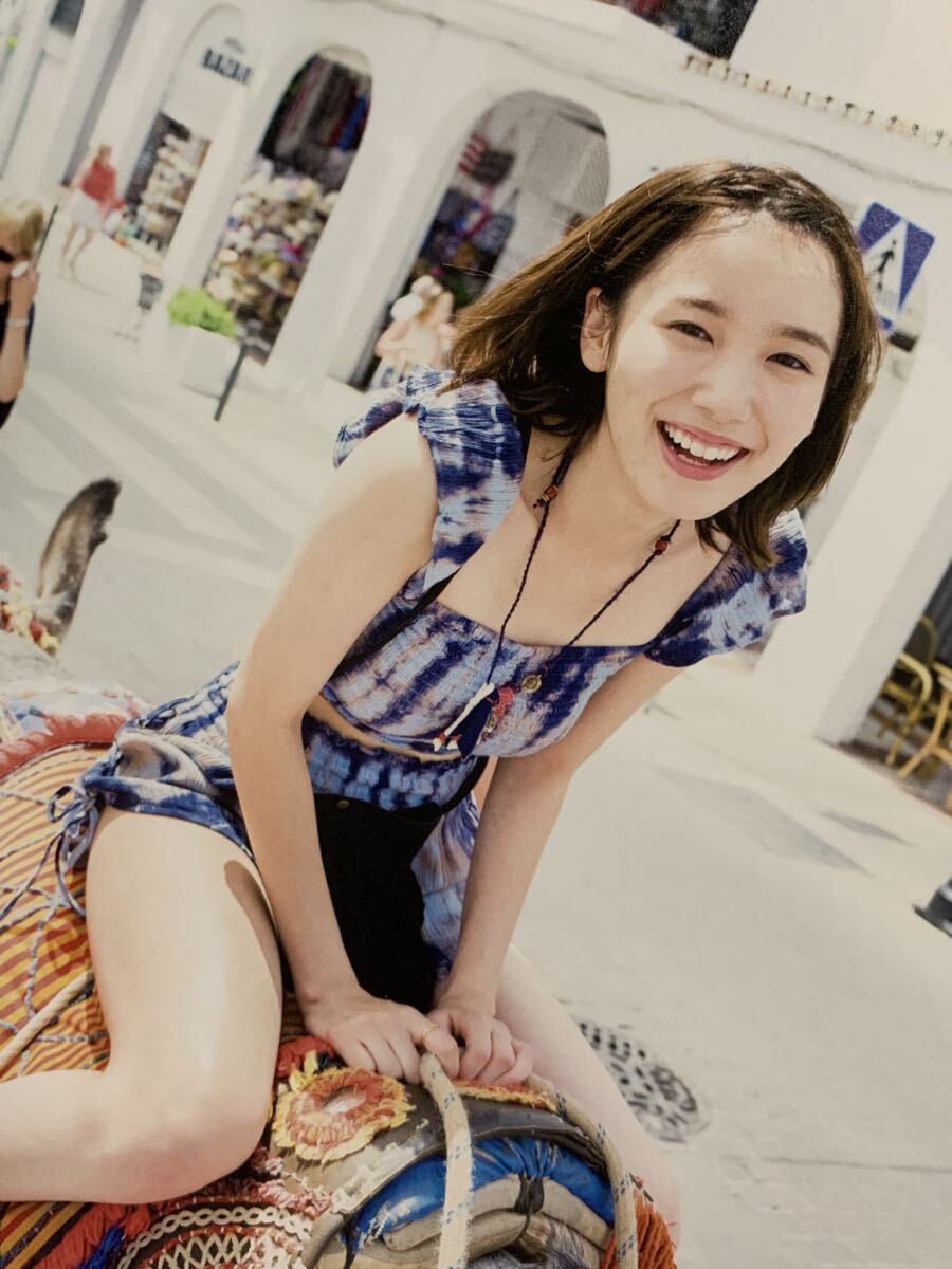 飯豊まりえ　写真集　 NO GAZPACHO_画像8