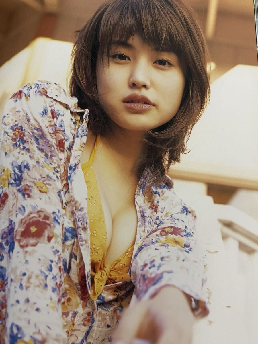 【直筆サイン入り】 福下恵美 写真集 MEGUMI NIZE_画像3