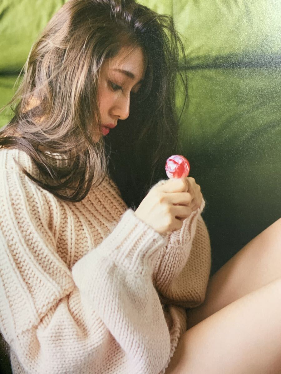 桜井玲香　写真集　視線_画像6