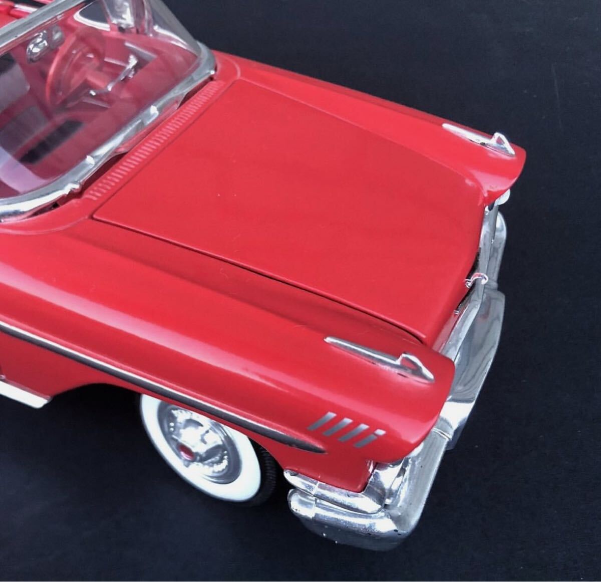 Motor Max 1958 Chevrolet Impala с откидным верхом 1:18 шкала литье под давлением модель подъёмник имеется б/у товар. Lowrider гидро 