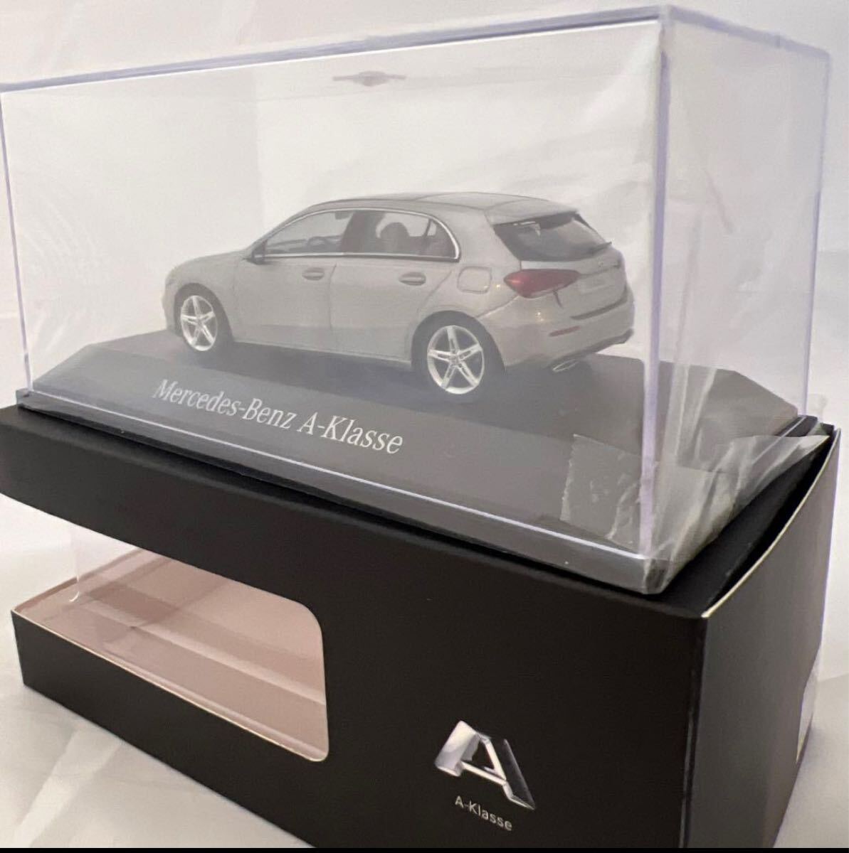 メルセデスベンツ Aクラス W177 ミニカー 1/43_画像8