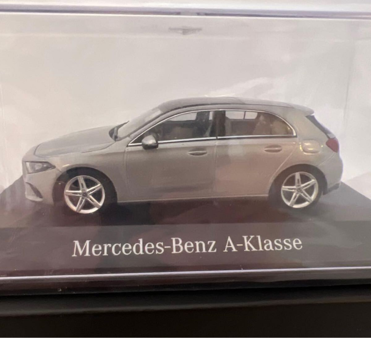 メルセデスベンツ Aクラス W177 ミニカー 1/43_画像2