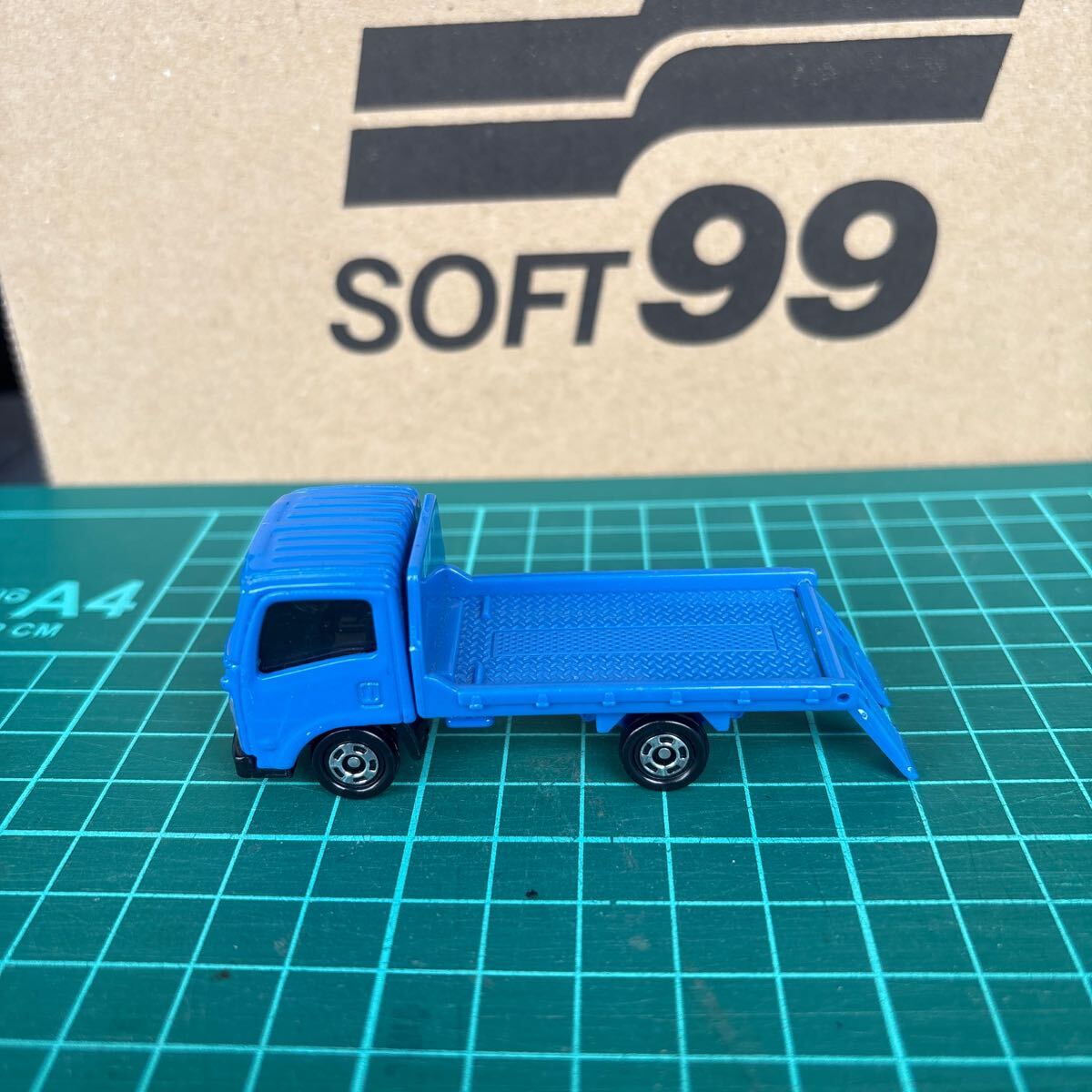 トミカ いすゞエルフ車両運搬車 ジャンク扱い_画像6