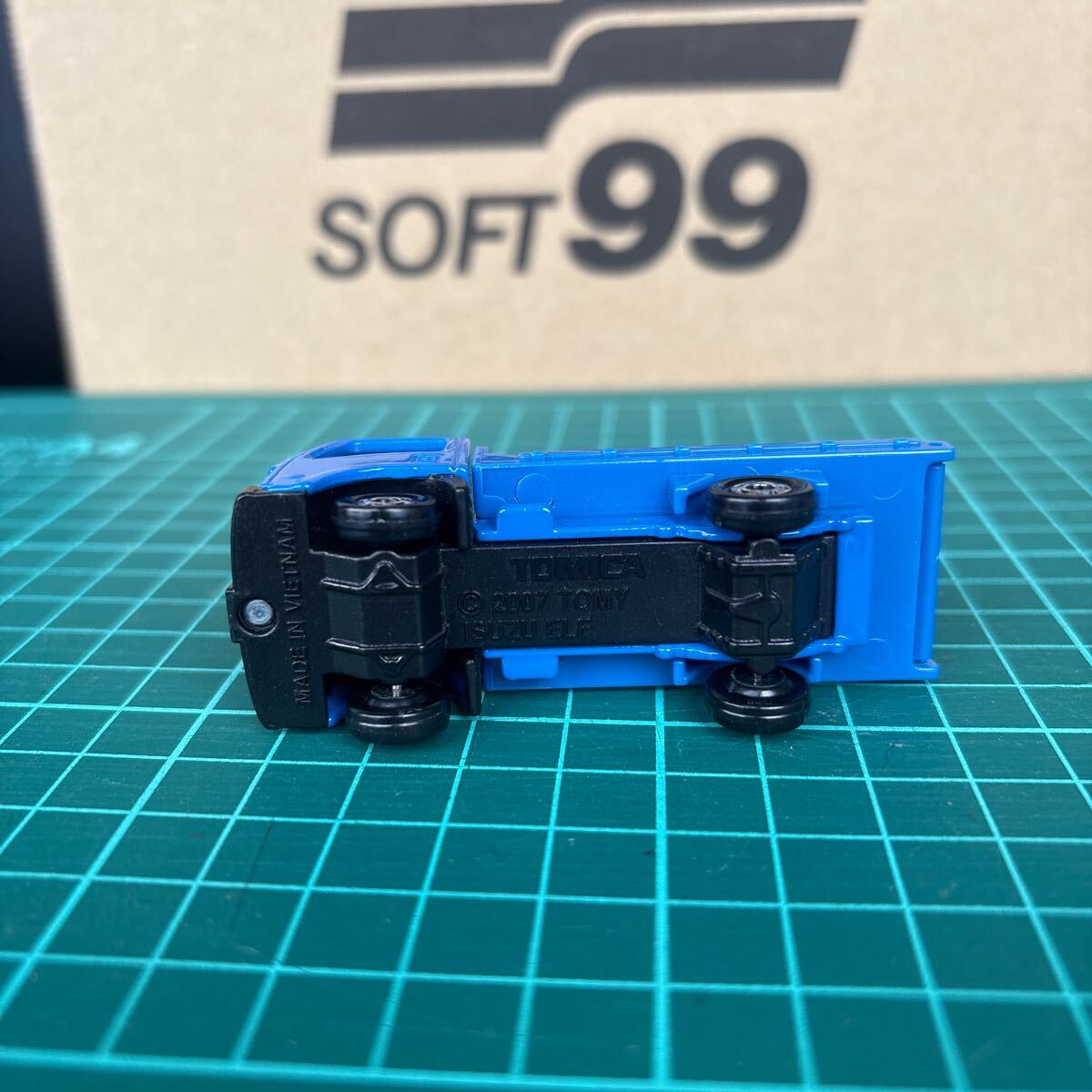 トミカ いすゞエルフ車両運搬車 ジャンク扱い_画像7