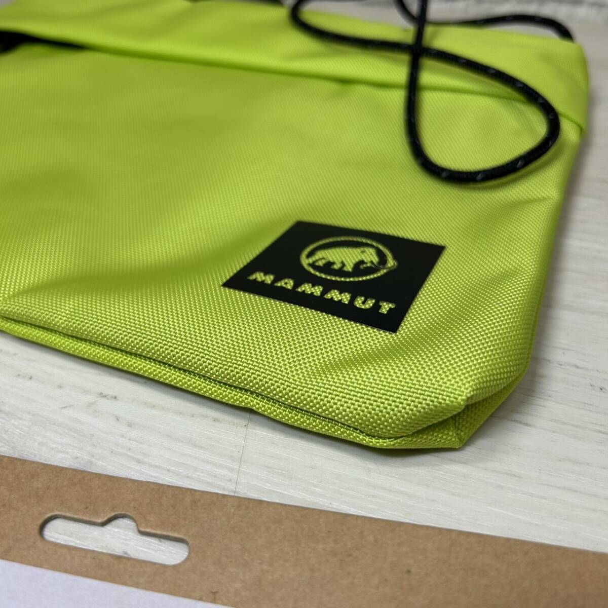 【YH-3838】 保管品 タバコ臭強め有 MAMMUT マムート Xeron Sacoche エクセロン サコッシュ バッグ ショルダー_画像4