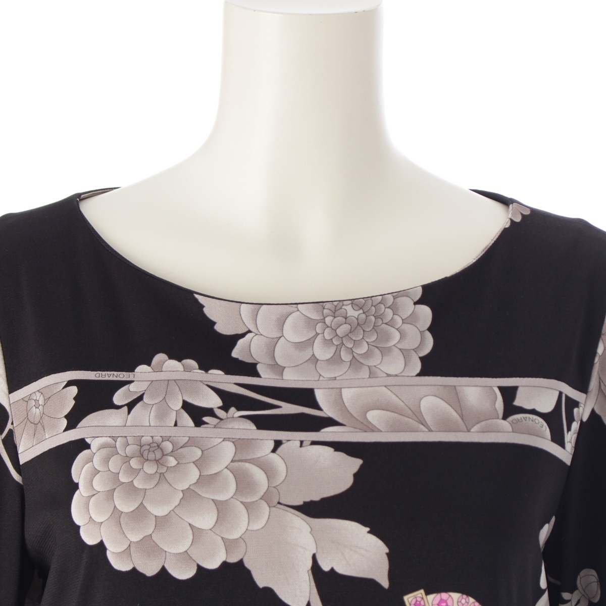 レオナール カンカン素材 花 宝石柄 ワンピース 0189213 マルチカラー 38【中古】_画像5