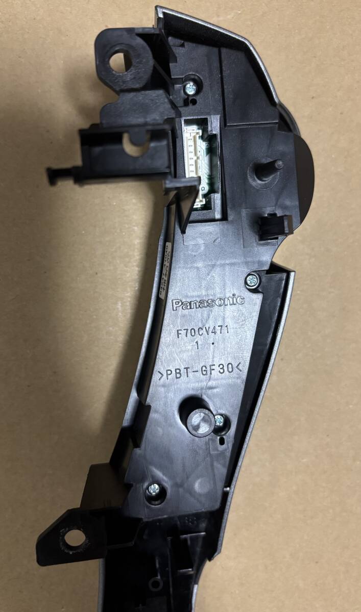 トヨタ 純正パーツ ステアリングスイッチ プリウス30 35系 10ピン_画像5