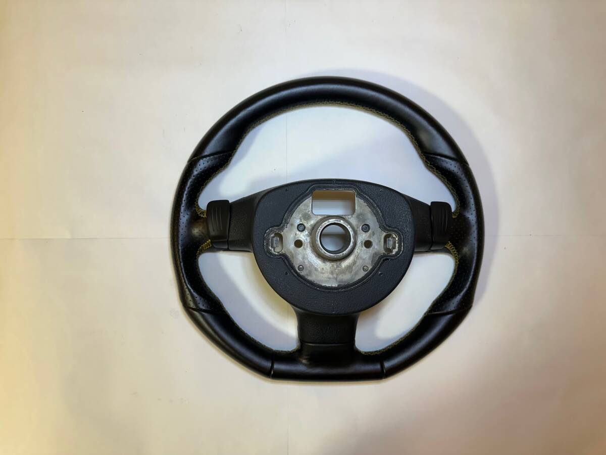 ◇◇VW フォルクスワーゲン純正 ゴルフV GTI ピレリ 限定車用 イエローステッチ VW ゴルフ5・EOS等 USED品 ◇◇_画像7