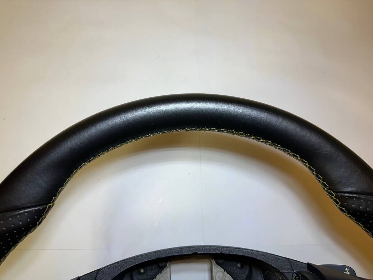 ◇◇VW フォルクスワーゲン純正 ゴルフV GTI ピレリ 限定車用 イエローステッチ VW ゴルフ5・EOS等 USED品 ◇◇_画像4