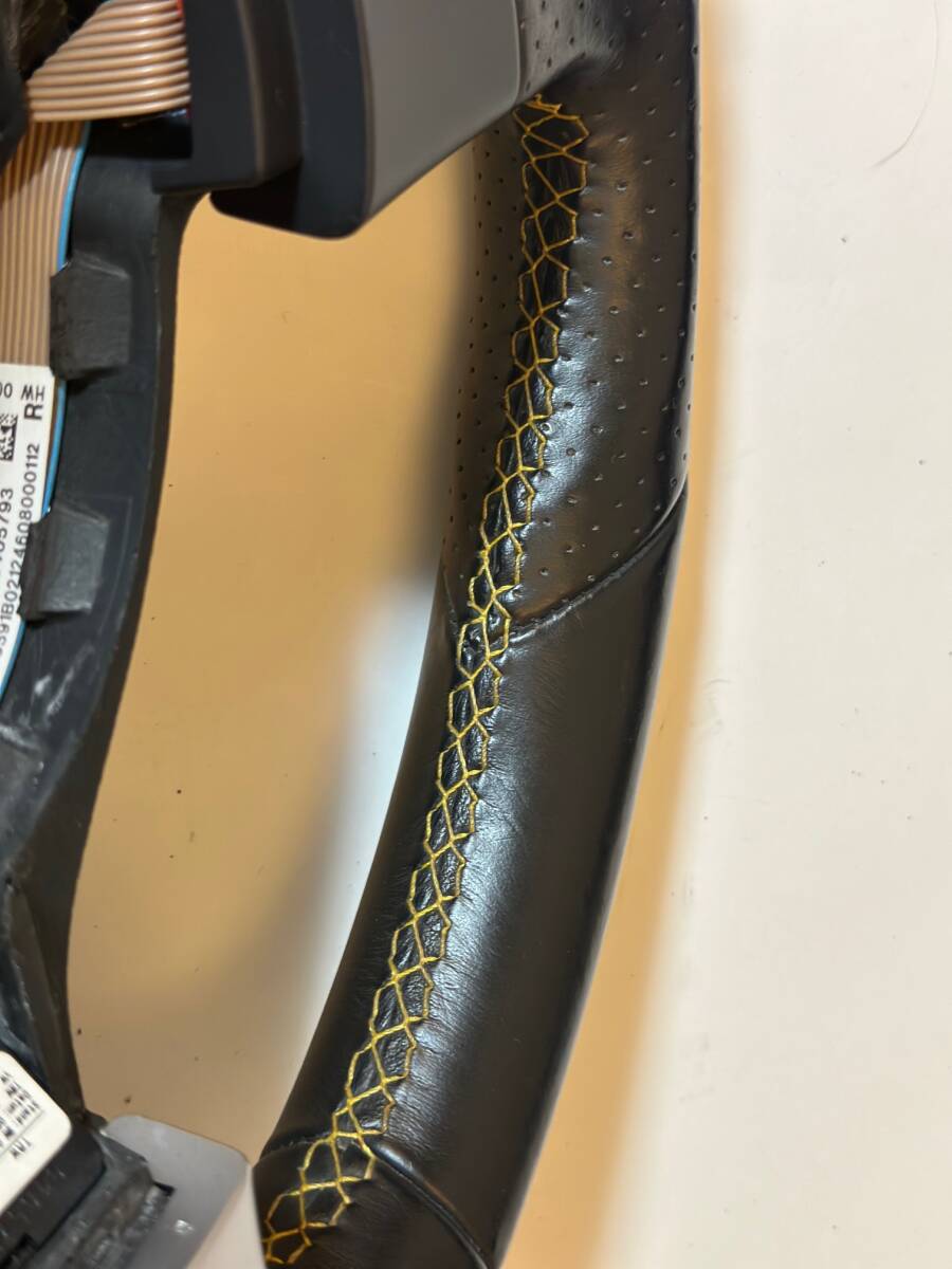 ◇◇VW フォルクスワーゲン純正 ゴルフV GTI ピレリ 限定車用 イエローステッチ VW ゴルフ5・EOS等 USED品 ◇◇_画像10