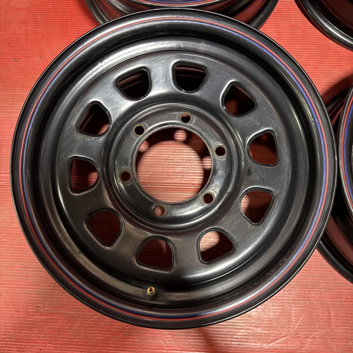 デイトナ DAYTONA スチールホイール　15インチ　6.5J PCD：139.7-6穴　オフセット：+40 4本セット　ハイエースなど_画像2