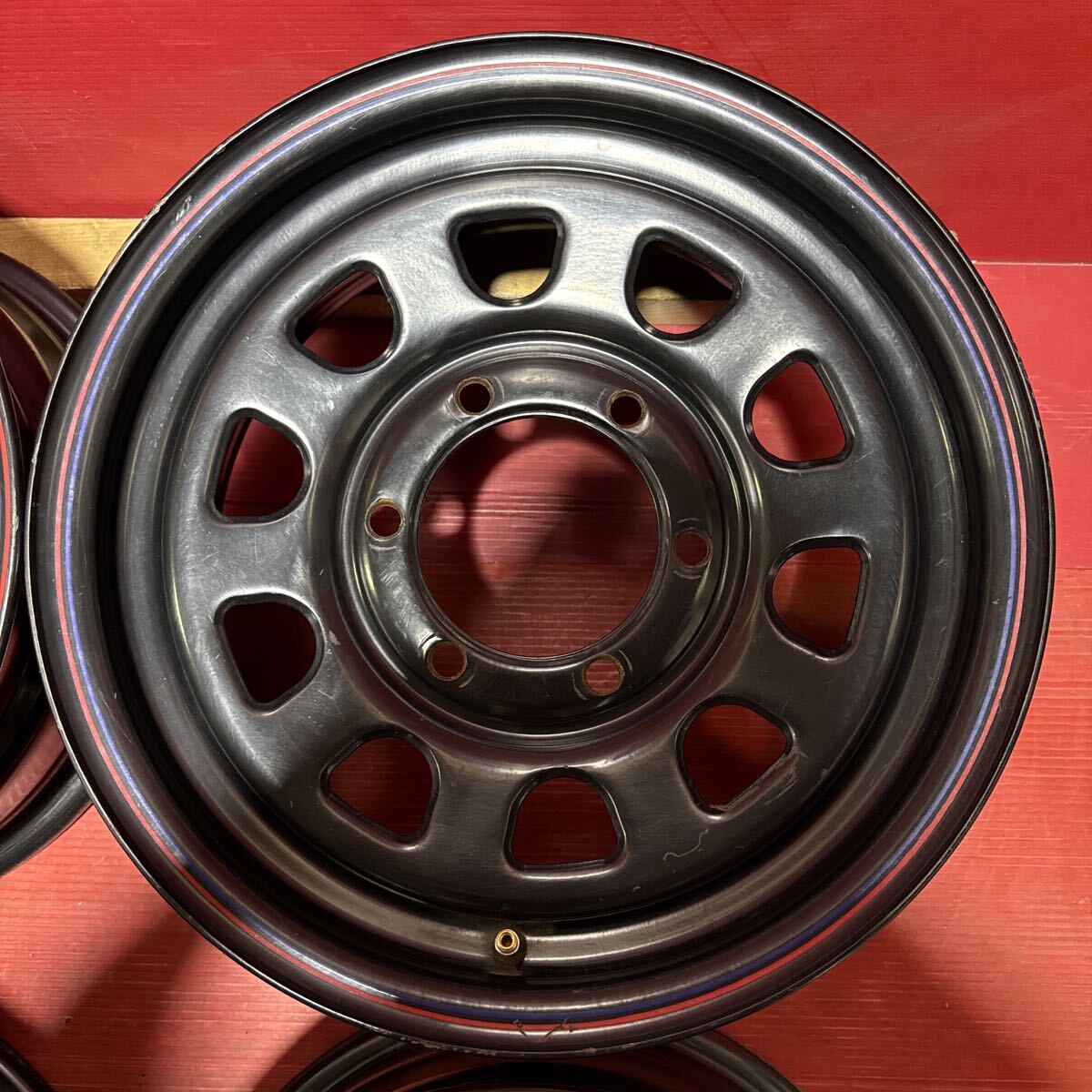 デイトナ DAYTONA スチールホイール　15インチ　6.5J PCD：139.7-6穴　オフセット：+40 4本セット　ハイエースなど_画像4