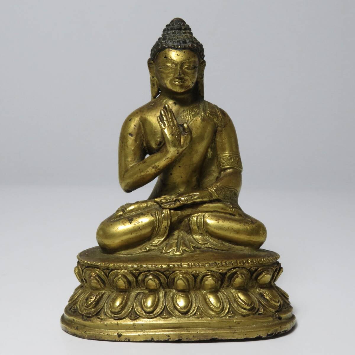 仏教美術 十六世紀 古銅製 仏像 銅金釋迦牟尼佛 時代物 乾隆 雍正 _画像1