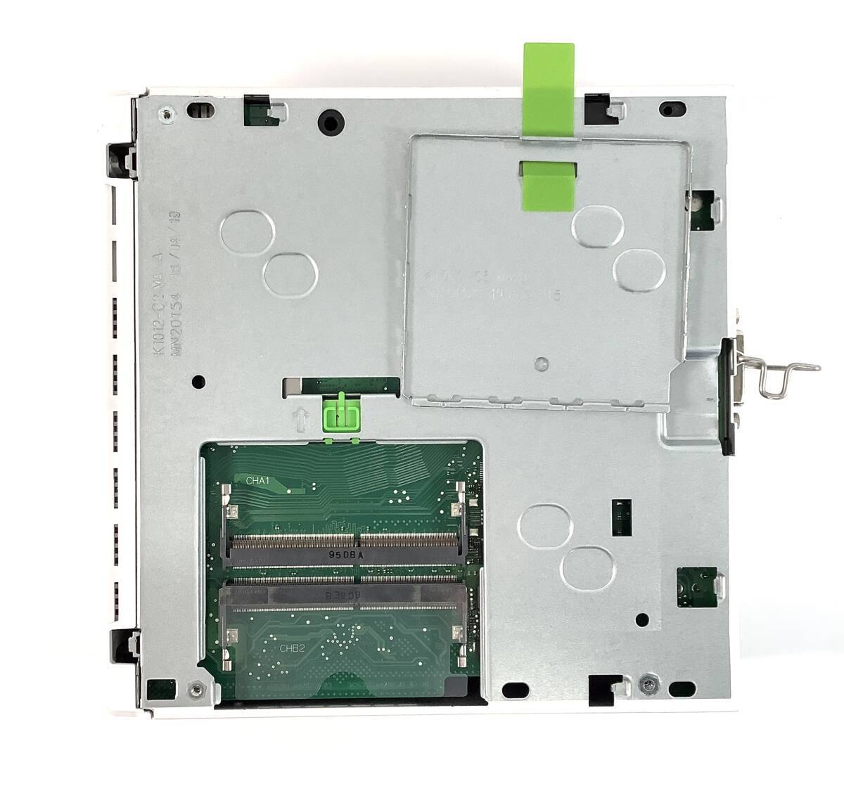 K71003205 FUJITSU ESPRIMO Q558/V 白(DVDドライブ付き) 1点【通電OK、複数出品】_画像4