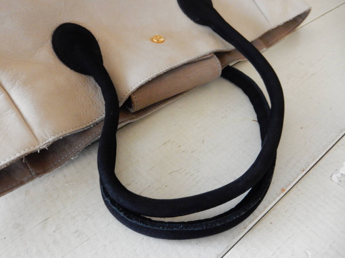 本革☆MAISON DE REEFUR(メゾンドリーファー)☆A4対応☆トートバッグ ライトベージュ(金具ゴールド)_画像7