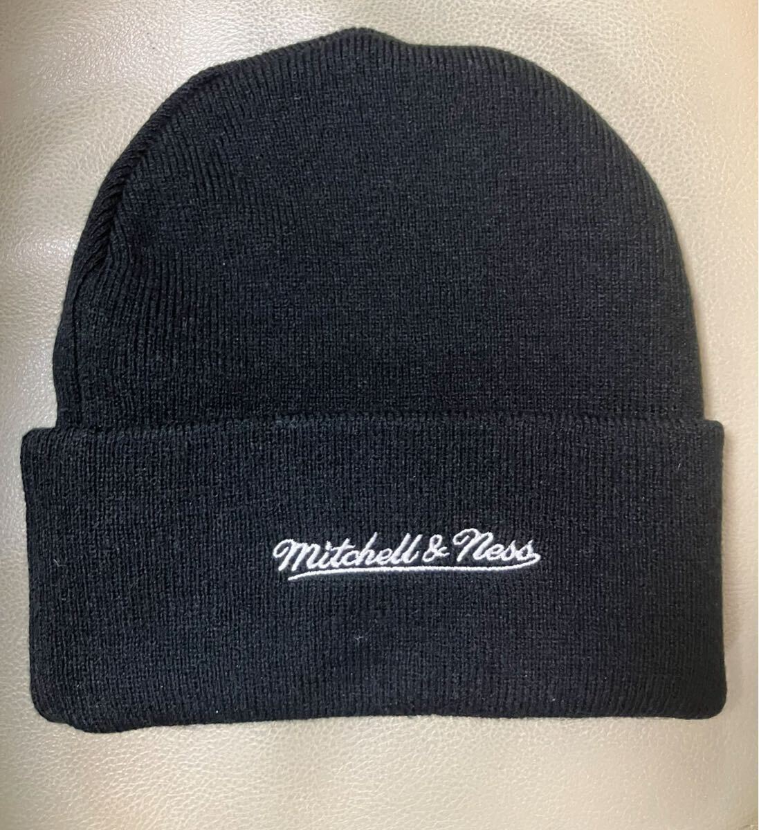 未使用　試着のみ　Supreme Mitchell & Ness NCAA Beanie シュプリーム NCAA ビーニー ニット帽_画像2