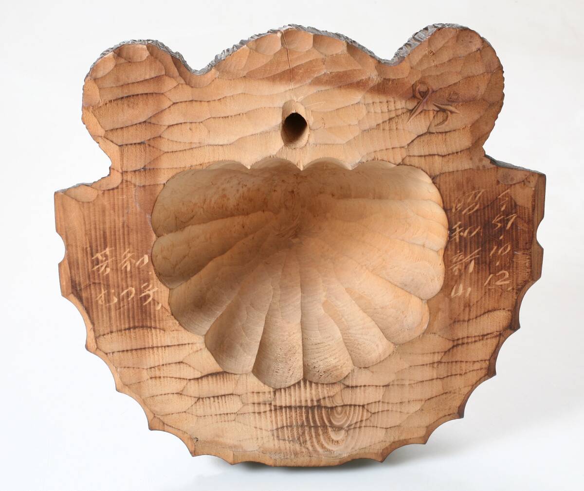 木彫り 熊 壁掛け 9号 昭和新山 昭和57年 北海道 民芸品 彫刻 _画像2