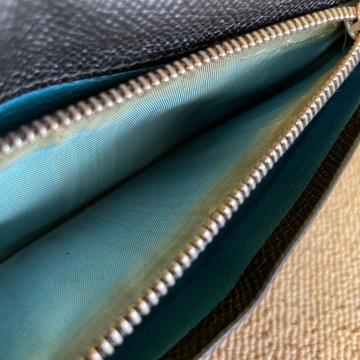  один иен прекрасный товар BVLGAR BVLGARY Be Zero длинный бумажник Logo любитель Be Zero складывающийся пополам черный длинный кошелек bai цвет 