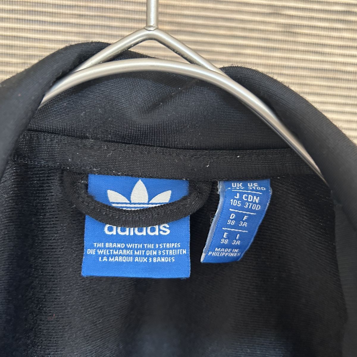 【アディダス】ジャージトラックジャケット　子供110黒　刺繍トレフォイルH1 古着　入手困難　激レア　人気　キッズ　ブラック_画像10