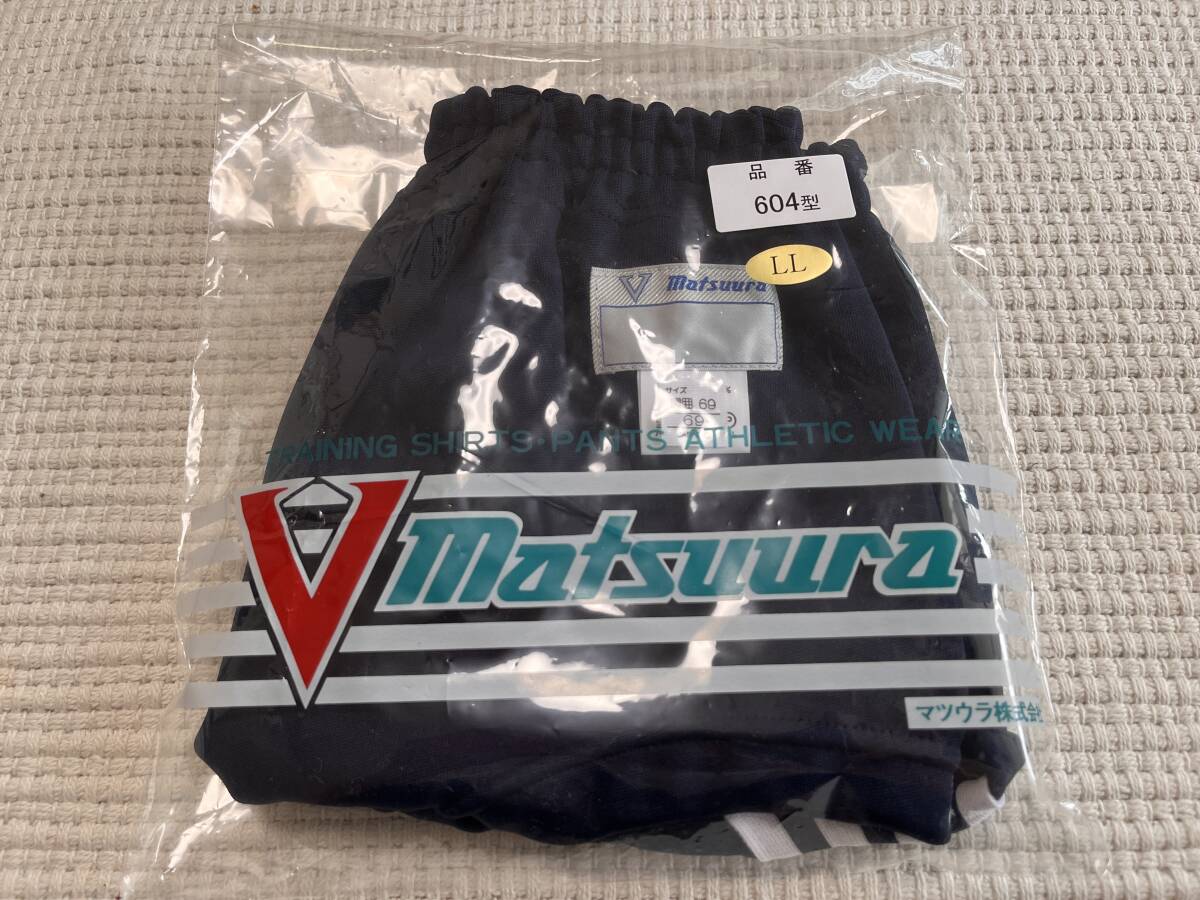 【新品未使用】濃紺ブルマLLサイズ+【やや傷や汚れあり】濃紺ソックス+【傷や汚れあり】KANKO半袖体操服_画像7