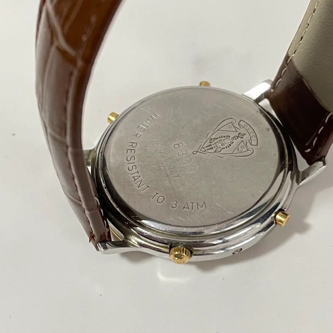 稼働品　GUCCI グッチ　ムーンフェイズ　8300 メンズ　腕時計_画像3