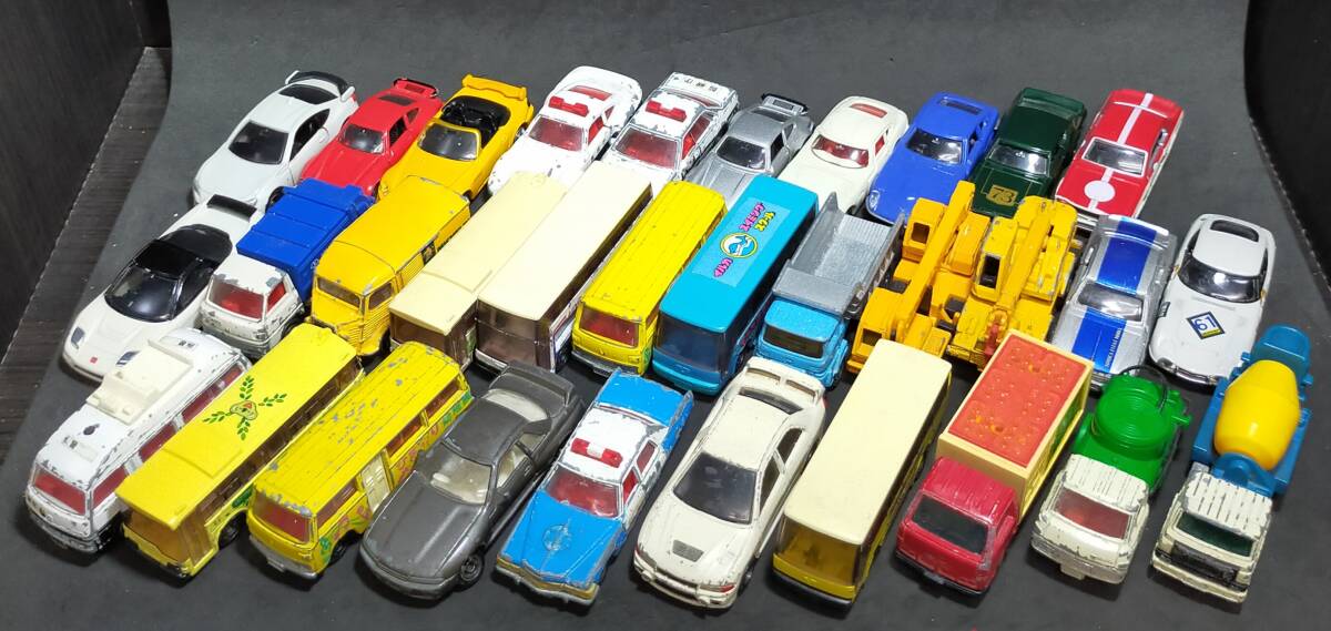 TOMICA 箱なし 32台 おまとめ トミカ_画像1