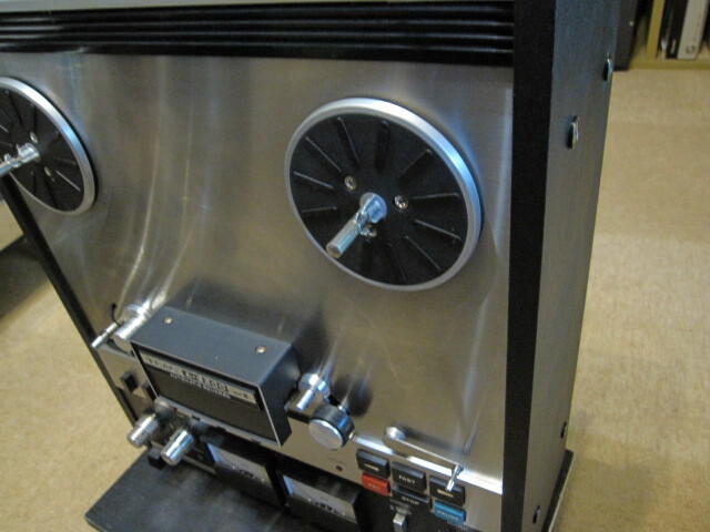 中古　ティアック　A-6300MK2　難あり_画像3