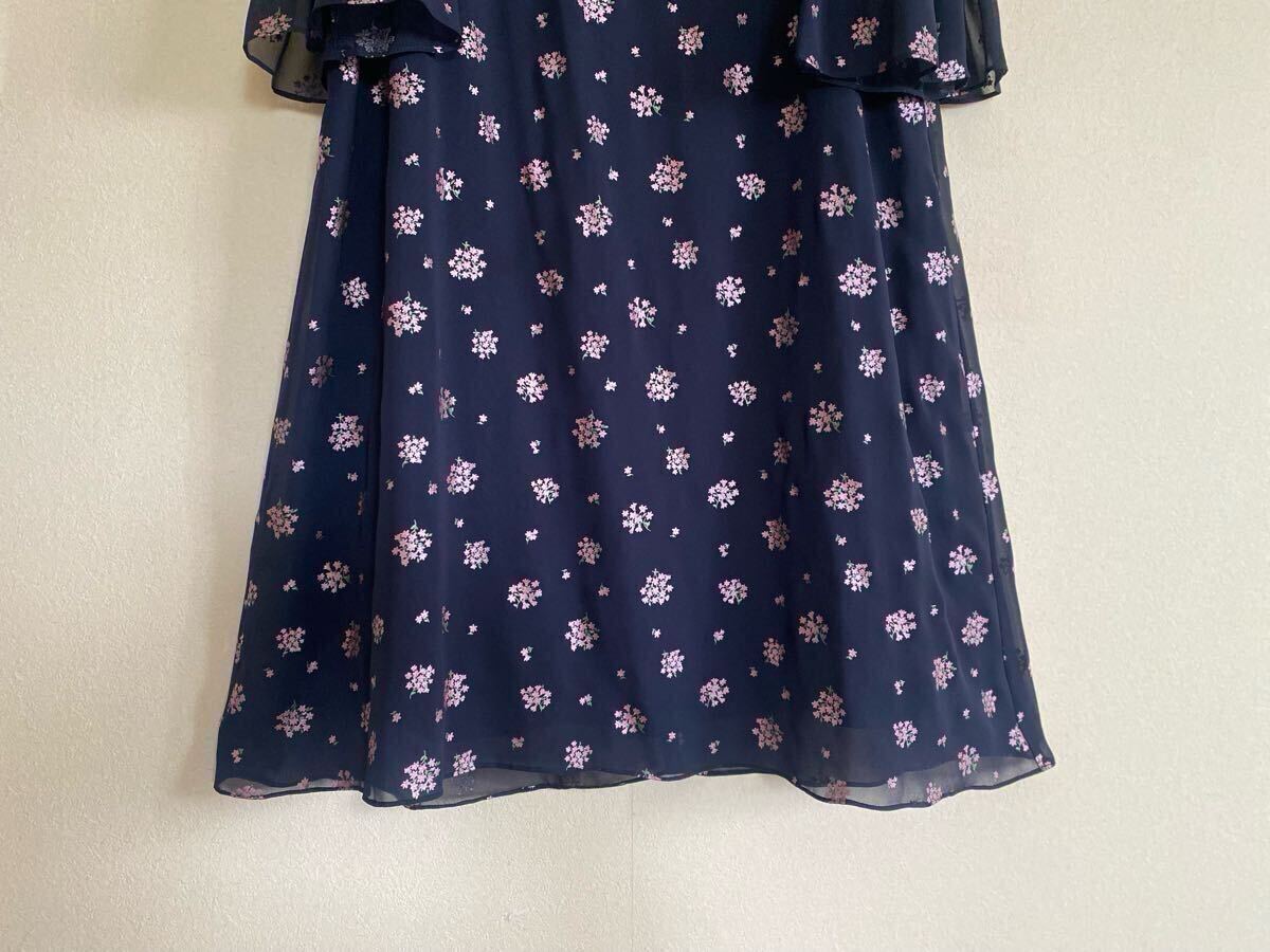 ◆エムズグレイシー◇美品綺麗♪秋物♪キラキラお花がゴージャス！フレアワンピース 40◆ネイビー×ピンク_画像4
