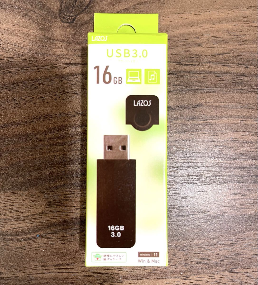 USBメモリー16GB LAZOSブランド！