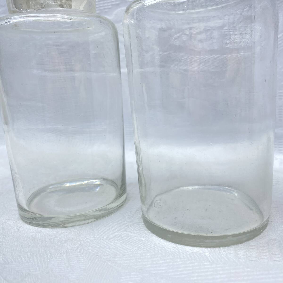 レトロ 古い薬瓶 標本瓶 蓋付 ガラス瓶 保存瓶 メディシンボトル ガラス容器 2点セット_画像5