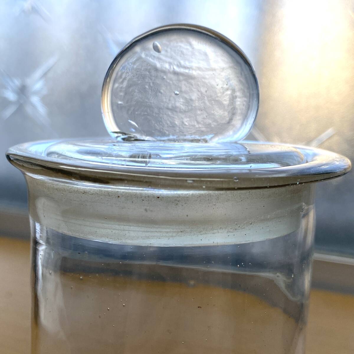 C アンティーク 古いガラス瓶 標本瓶 薬瓶 蓋付き ガラス容器 キャニスター ヴィンテージ _画像2