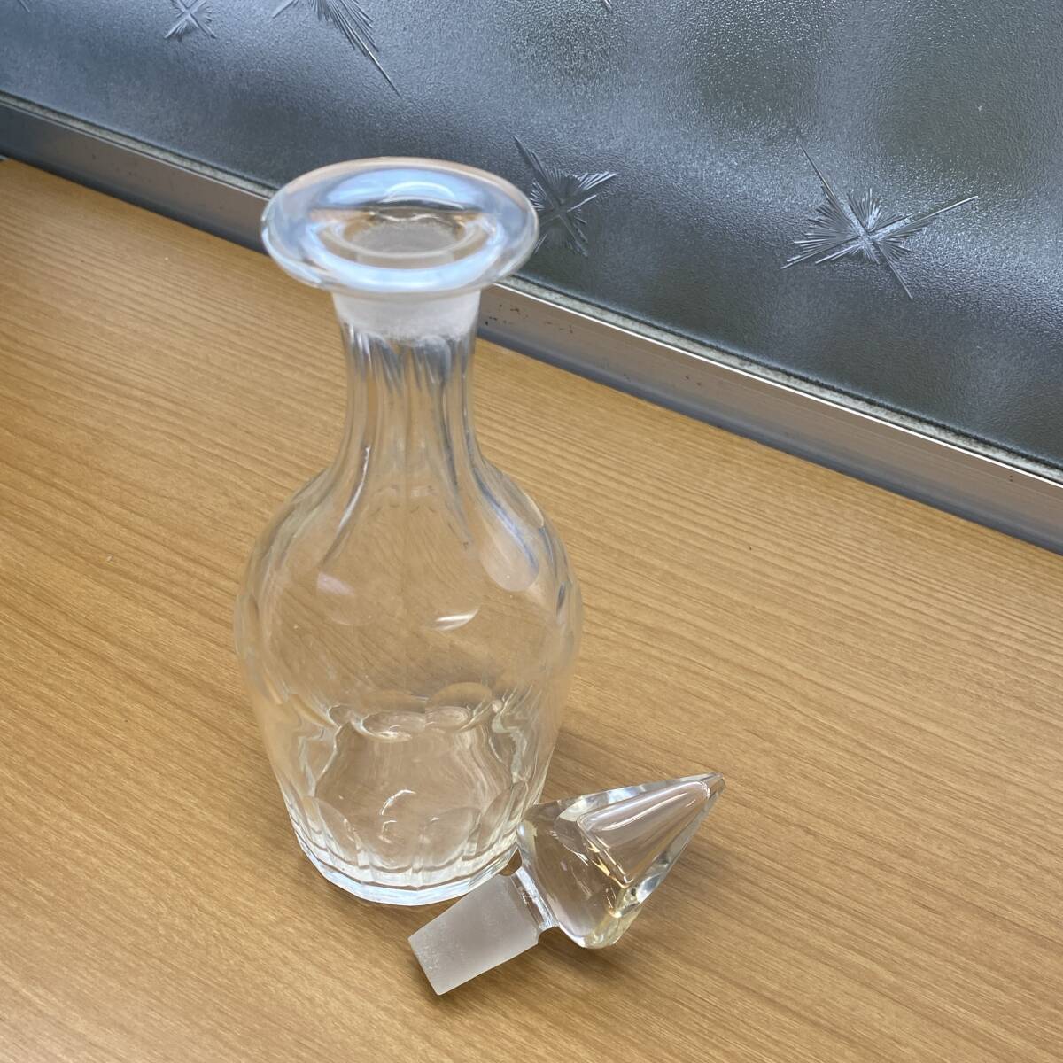 I レトロ硝子 古い 剣先ガラス 蓋付き デキャンタ ガラス瓶 明治 大正 古ガラス_画像7