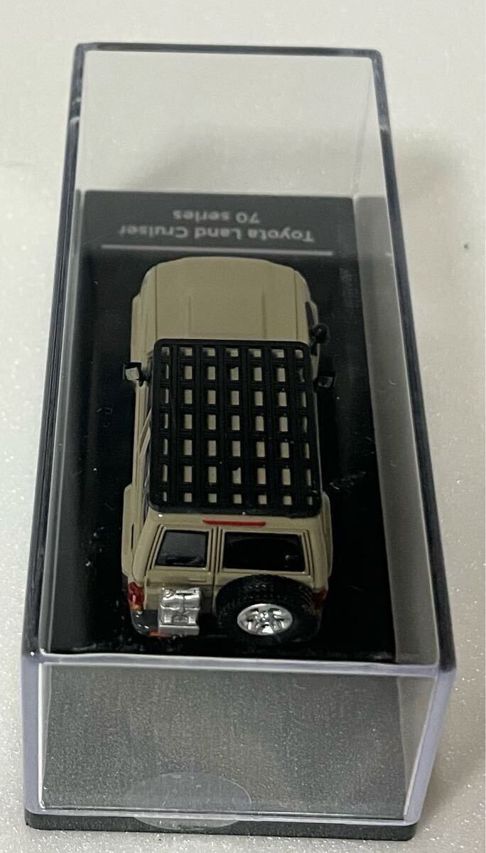 1/64 PARA ダイキャスト 2014 トヨタ ランドクルーザー71 SWB Sandy Taupe 箱付き 未開封 _画像6