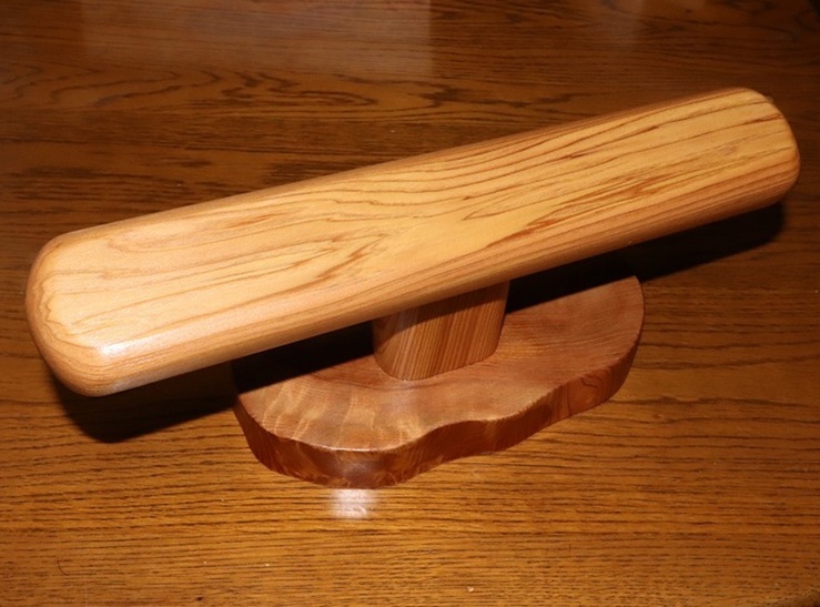 наручные часы подставка ( магазин . криптомерия производства )297W-82D-123H( масса :324g)