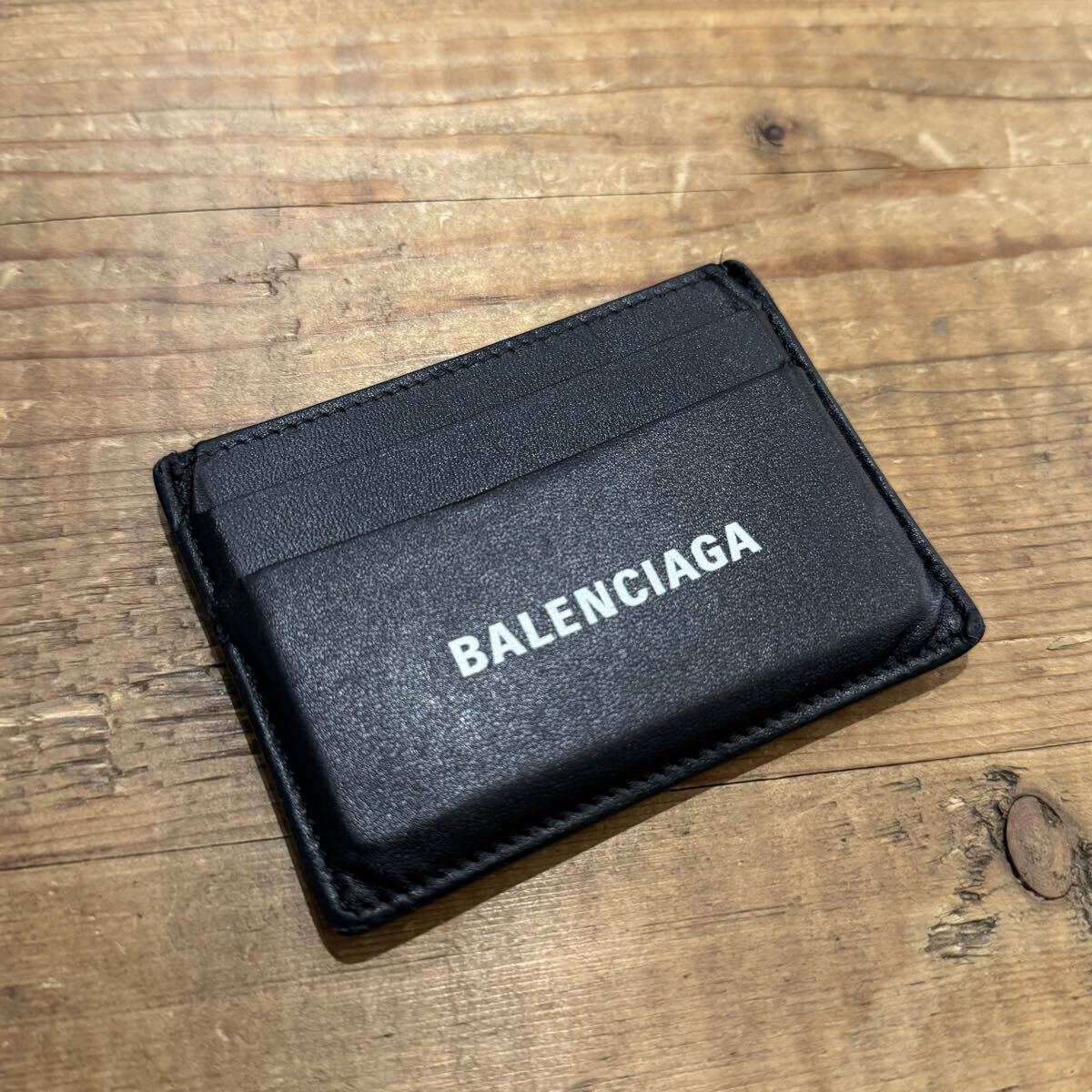 正規品 BALENCIAGA カードケース ブラック レザー 財布 バレンシアガ ウォレット 黒 イタリア製 ブランド 革 名刺入れ _画像2