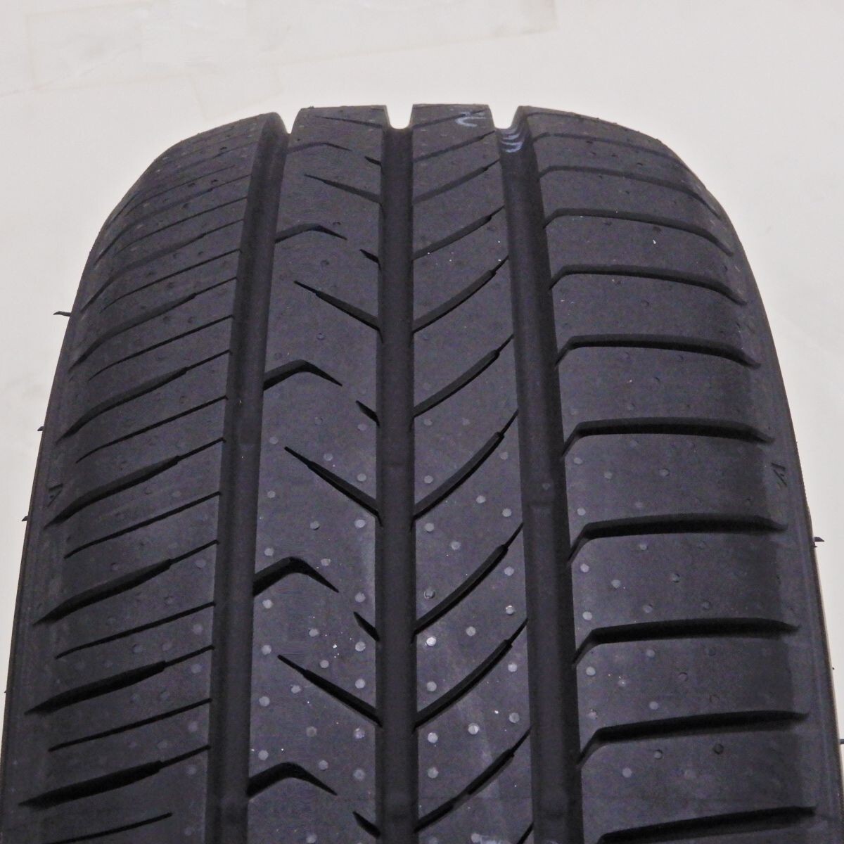 165/65R15 81H 2025年製 新品4本セット 即決価格◎送料無料 ショップ 個人宅配送OK 日本製 低燃費 ミニバン トーヨータイヤ トランパスmp7_画像3