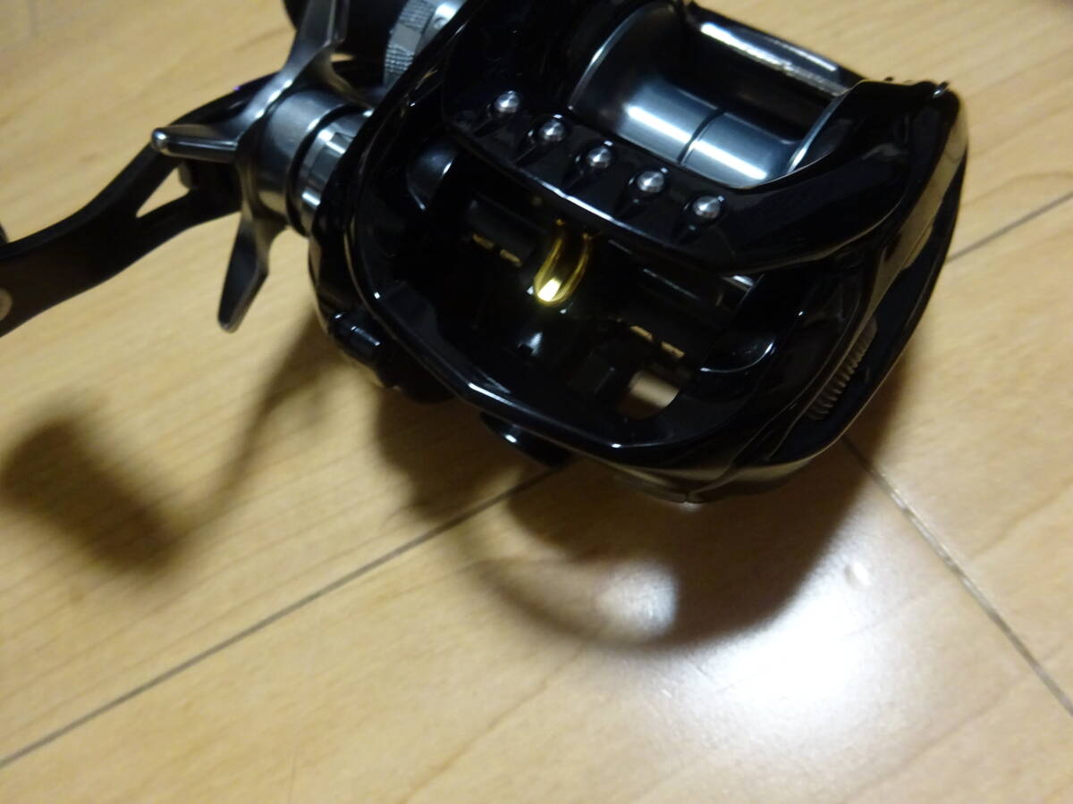 未使用 希少 ダイワ 18ジリオンTW HD 1520XH_画像8