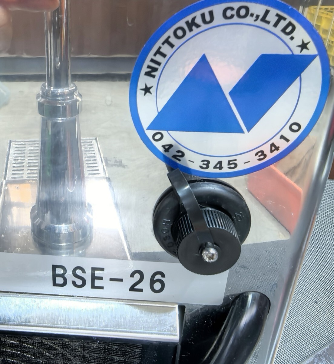 動作確認済 冷却問題無し 業務用(アサヒ・サントリー・サッポロ)ニットク1口 BSE-26 ビールサーバー 洗浄ボト_画像4