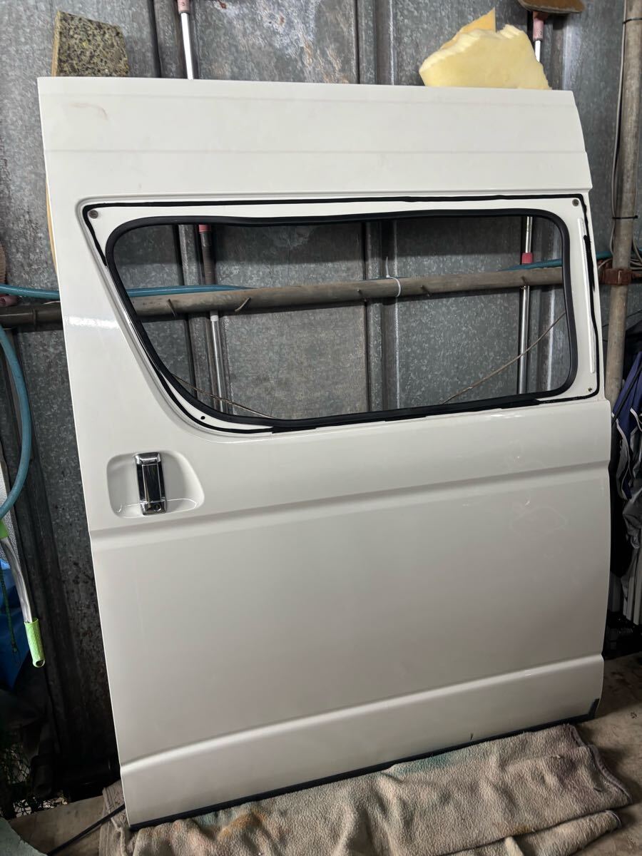 ★新車外し・引き取り限定★ 8型現行 ハイエース DX ハイルーフ ★ 左スライドドアパネル 058/白_画像1