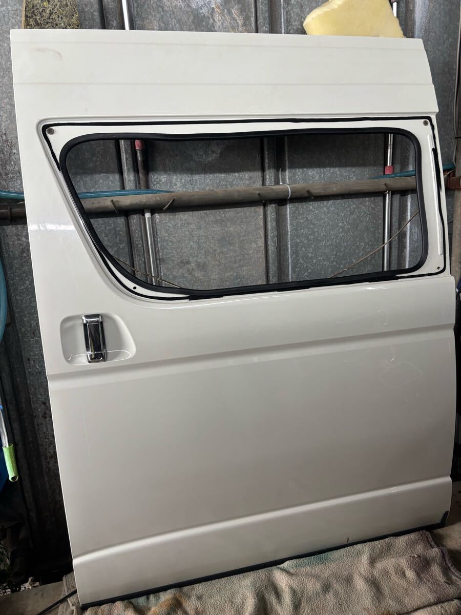 ★新車外し・引き取り限定★ 8型現行 ハイエース DX ハイルーフ ★ 左スライドドアパネル 058/白_画像2