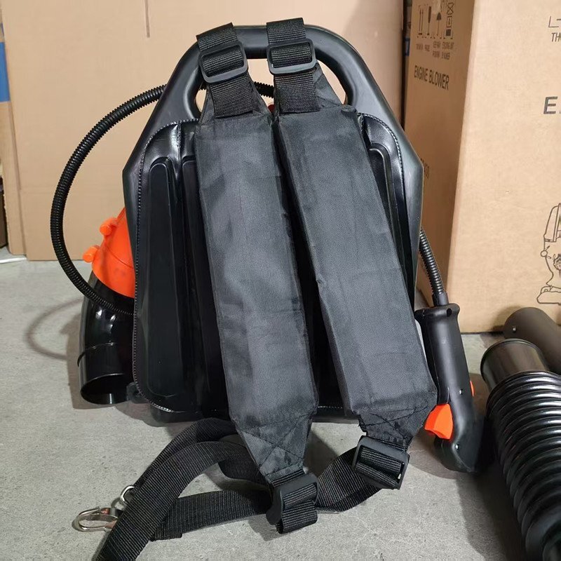 エンジンブロワー 背負い式 最強42.7cc 2サイクル ガソリンエンジンブロワー 落ち葉掃除機 ハイパワー ブロア 枯葉 消火器 送風機 除雪機_画像6