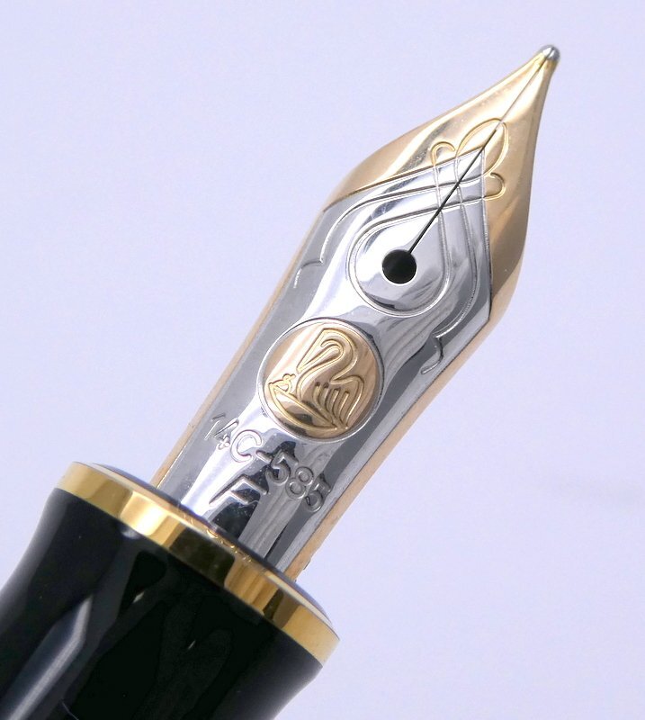 PELIKAN ペリカン スーベレーン レッドストライプ 万年筆 ペン先 14C-585 F ネーム刻印 付属品有 筆記用具 1円~ K0354_画像4