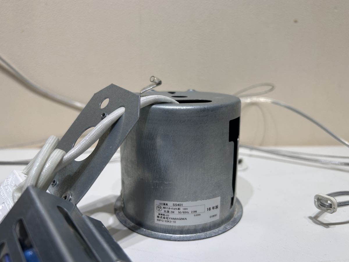 2027 YAMAGIWA ヤマギワ Tear Drop Mini LED ティアドロップライト 吊り下げ照明 ペンダントライト SS401 1個のみ 展示品 _画像9