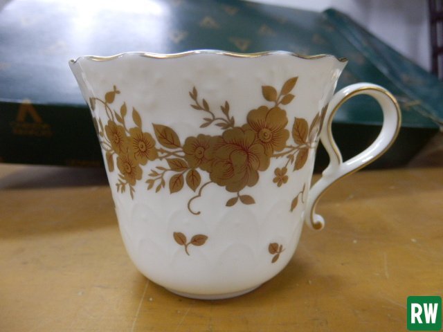 【カップ3個+ソーサー4枚】 カップ＆ソーサー ナルミ NARUMI ジョバンニ バレンチノ 約180cc ITALY / JAPAN 美品 昭和レトロ [2]_画像2